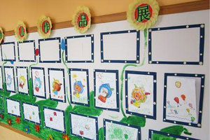 幼儿园环境布置图片：楼梯走廊艺术作品展