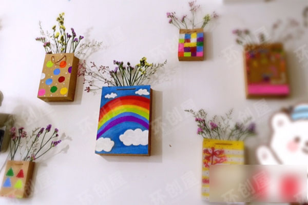 幼儿园墙面布置牛皮纸干花工艺品图片