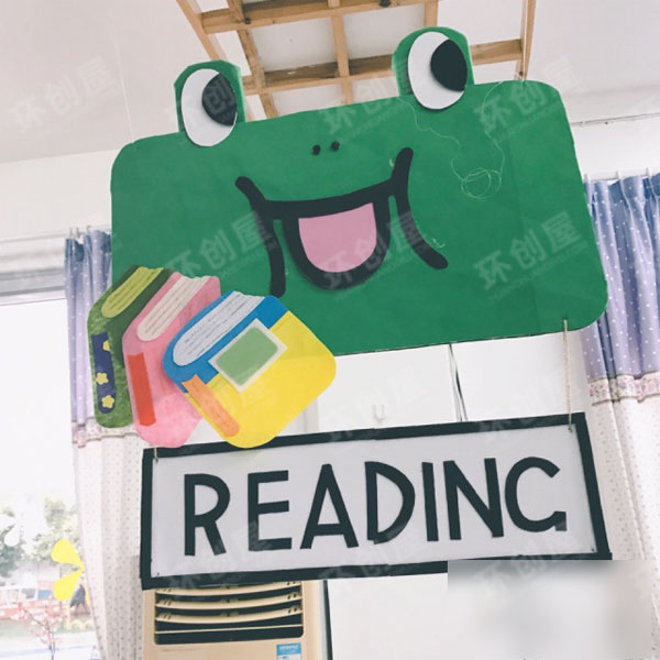 幼儿园line主题布朗熊和可妮兔的吊饰图片