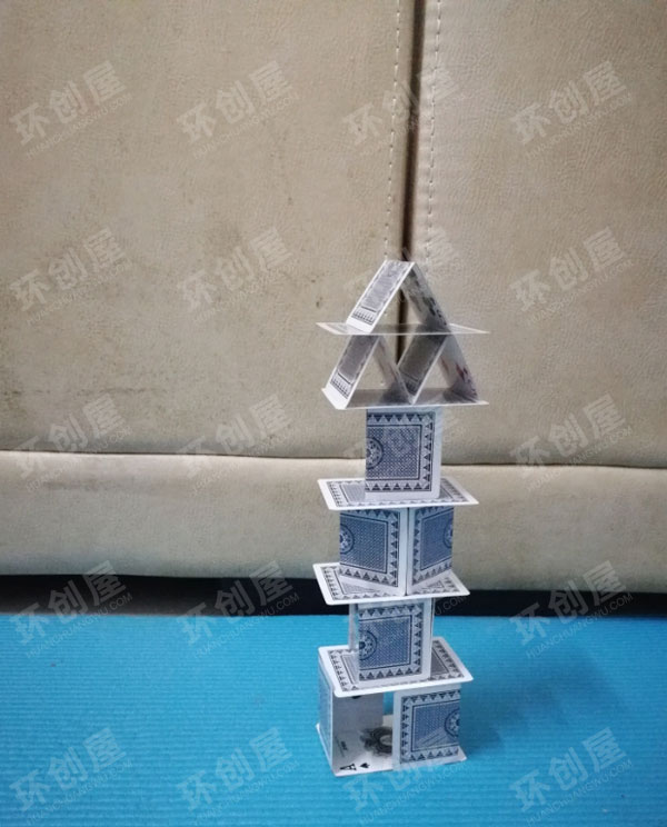 幼儿园建构区趣味纸牌图片