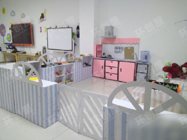 幼儿园废物利用娃娃家图片