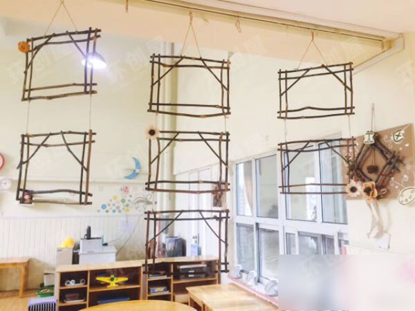 幼儿园吊饰挂饰树枝干花图片