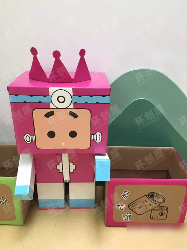 幼儿园作品展示机器人总动员图片