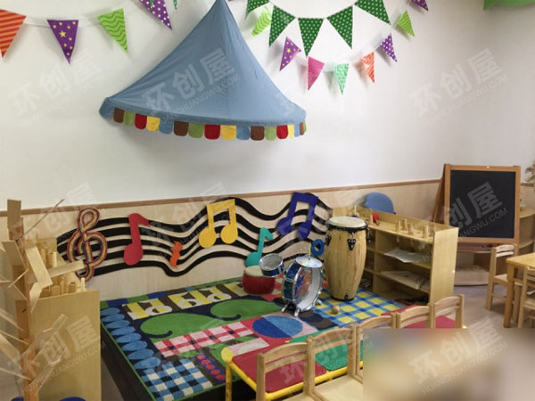幼儿园表演区音乐区布置乐器分类呈现图片