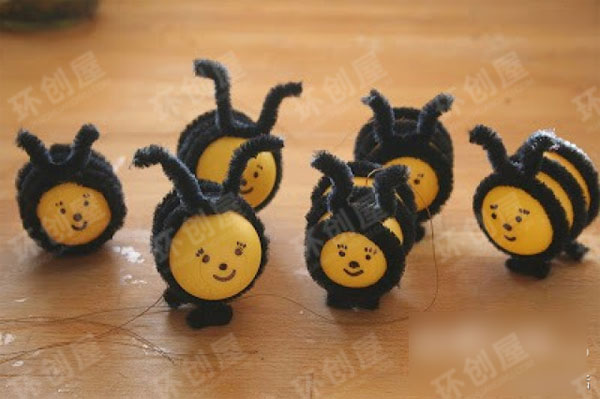 幼儿园墙面布置图片小蜜蜂