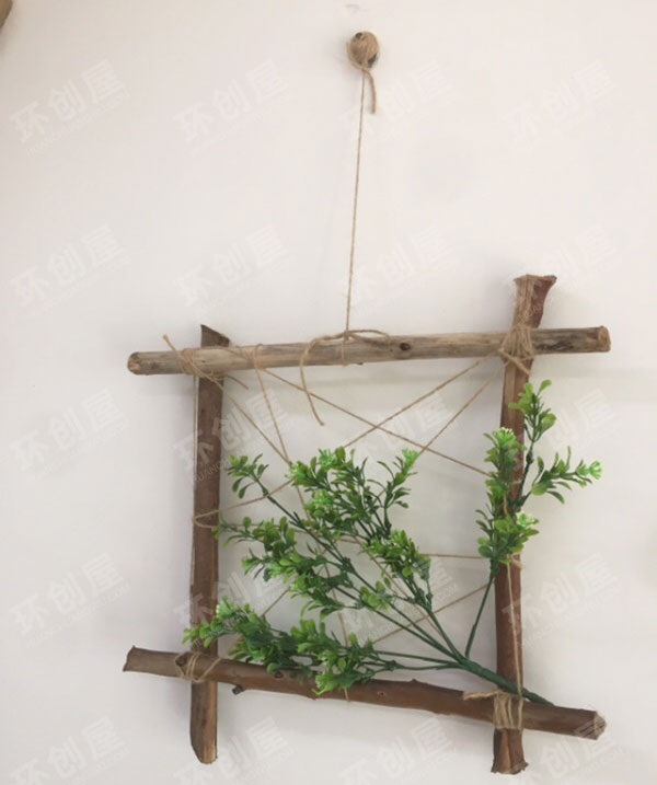 幼儿园墙面布置图片麻绳木头轮胎