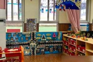 幼儿园建构区投放材料图片8张