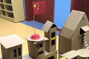幼儿园纸箱房子建筑城堡图片3张