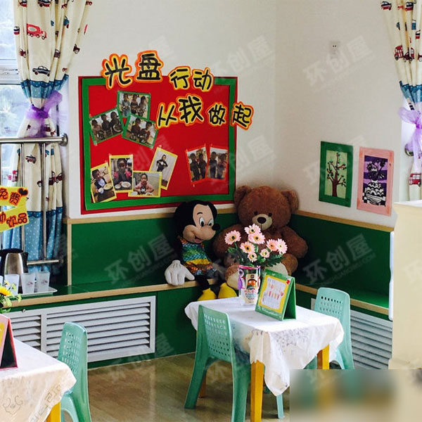 幼儿园中班角色区餐厅布置图片