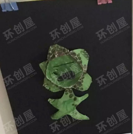 小班超级有趣的纸杯小人图片