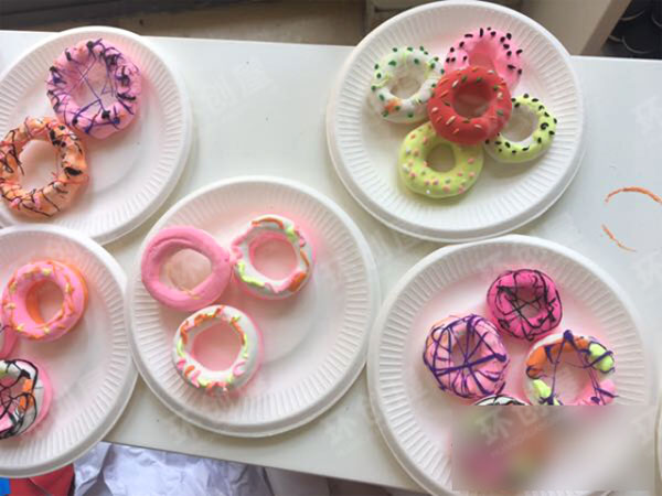 幼儿园角色区轻黏土好吃的食品店图片