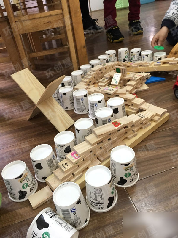 幼儿园低结构材料百变组合建构图片