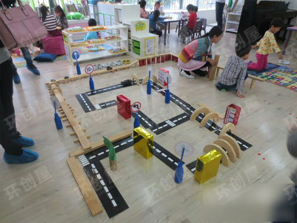 幼儿园建构区图片