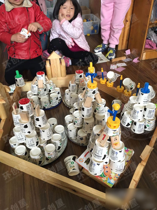 幼儿园低结构材料百变组合建构图片