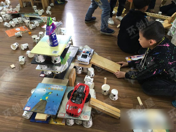 幼儿园低结构材料百变组合建构图片