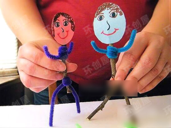 幼儿园美工区树枝毛根小人图片