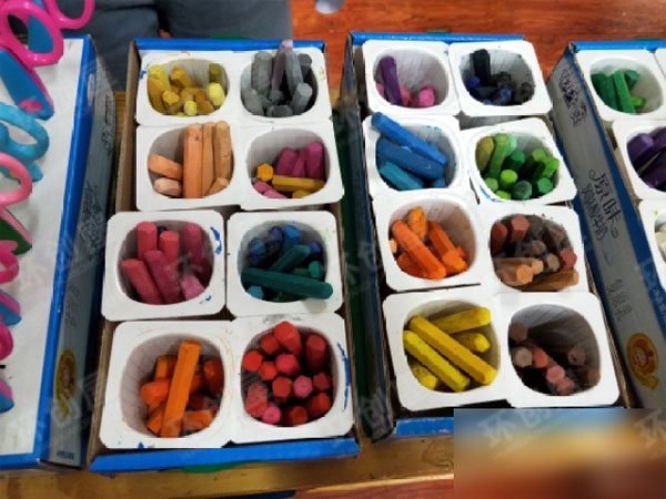 幼儿园美工区美工材料图片