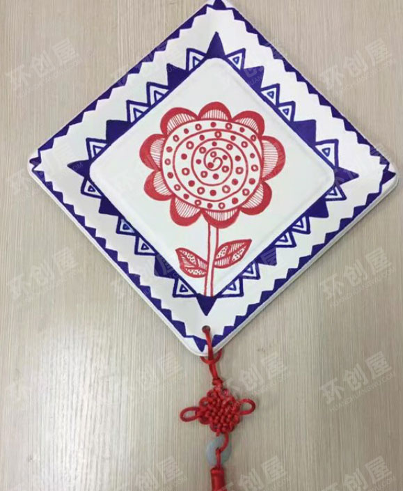 幼儿园美工室吊饰图片线描画