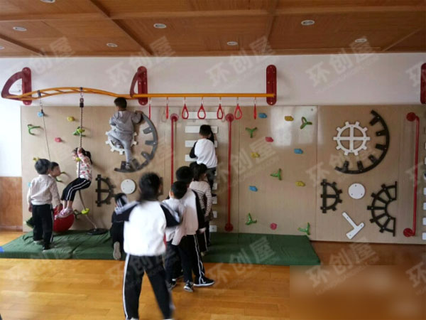 幼儿园户外环创图片