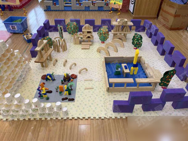 幼儿园绘本故事场景建构竞赛图片