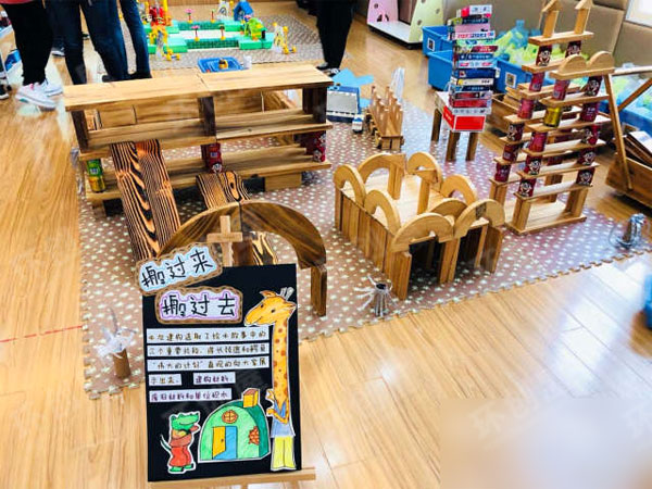 幼儿园绘本故事场景建构竞赛图片