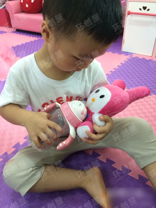 小班综合区材料图片