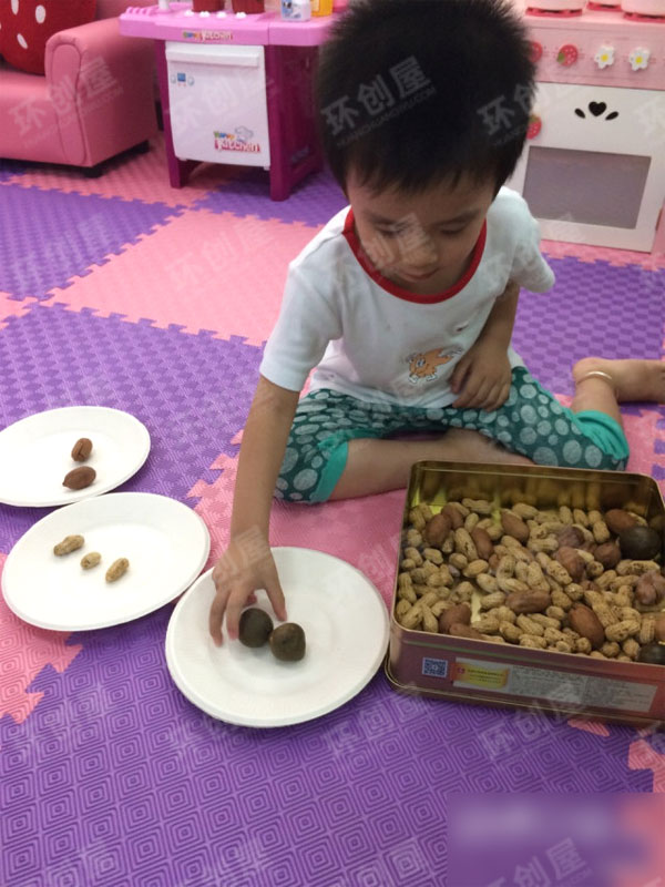 幼儿园小班区域材料图片