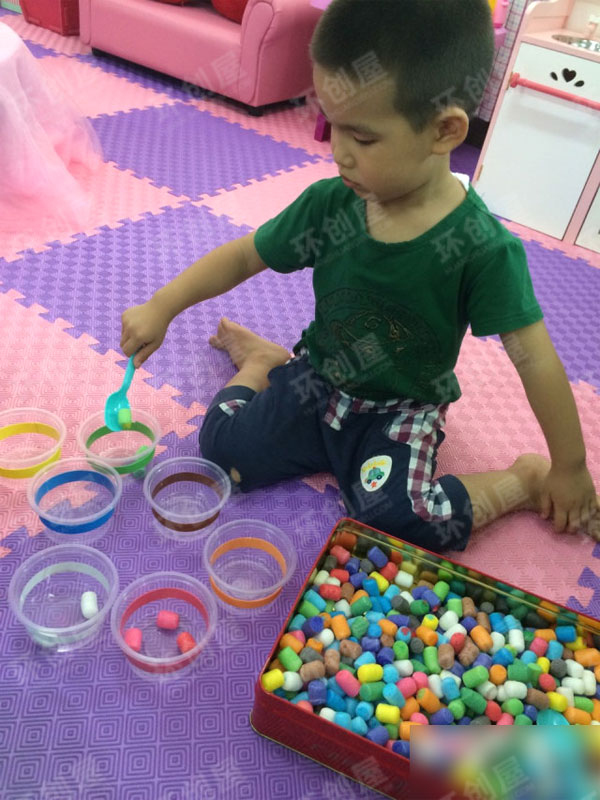 幼儿园小班区域材料图片