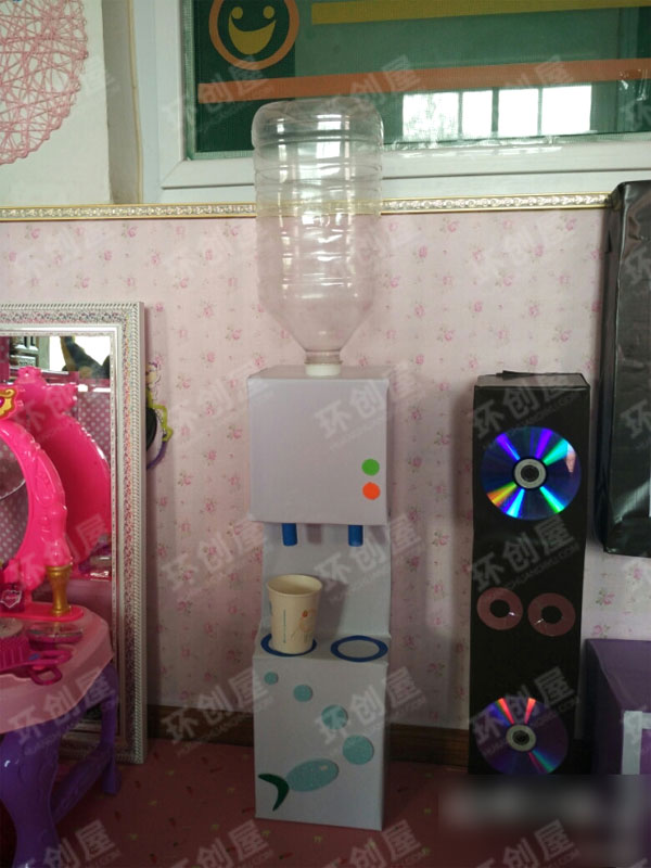 小班区角角色游戏娃娃家图片