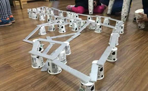 幼儿园建构区各种搭建图片7张