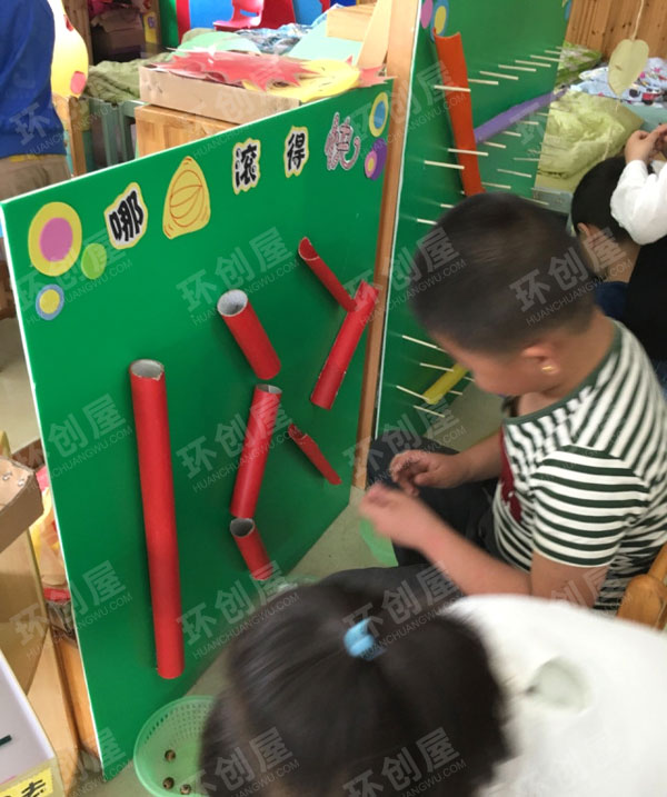 幼儿园科学区奇妙的滚动图片
