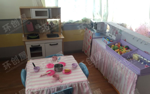 幼儿园小厨房角色游戏娃娃家图片