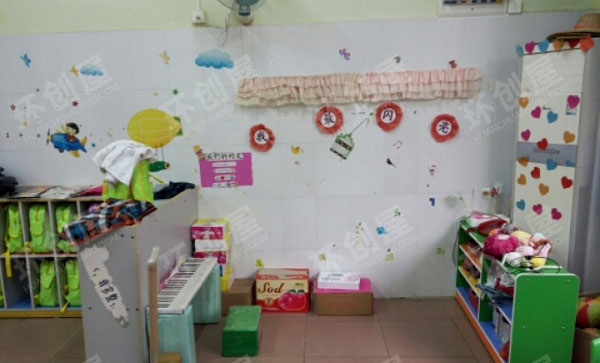幼儿园表演区废物利用自制乐器图片