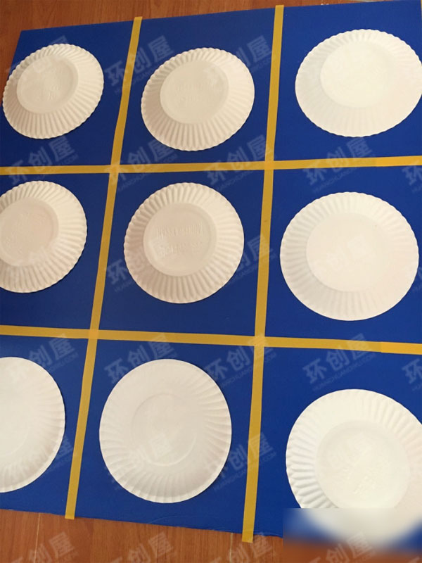 幼儿园益智区纸盘翻翻棋图片