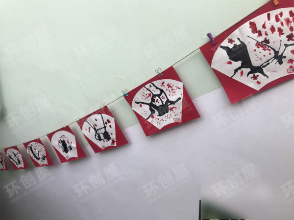 幼儿园新年门厅环创图片