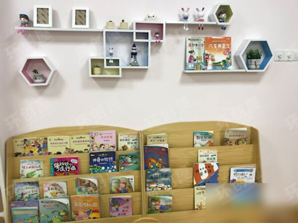 幼儿园阅读区环创阅览室图片