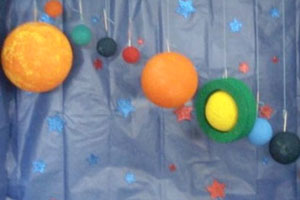 幼儿园科学区盒子里的小宇宙图片6张