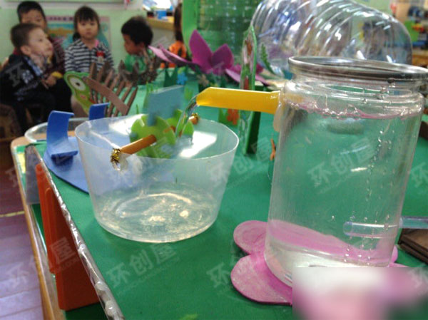 幼儿园科学区水真有趣图片