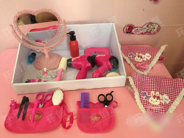 幼儿园角色区女王美发店图片