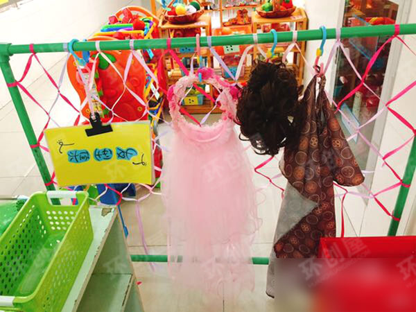 幼儿园角色区理发店我型我秀图片