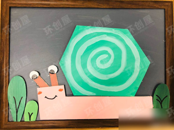 幼儿园墙面动物装饰画图片