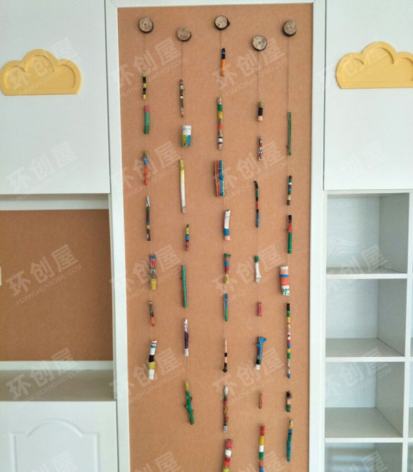 幼儿园墙面布置原木森系风图片