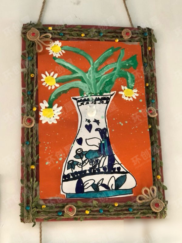 幼儿园儿童画装饰画框作品展示图片