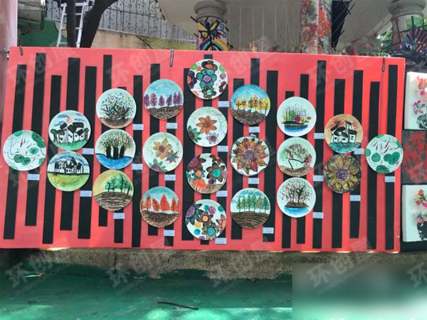 幼儿园户外环创画展图片