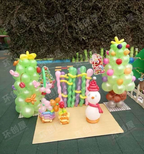 幼儿园户外环创圣诞节装饰图片