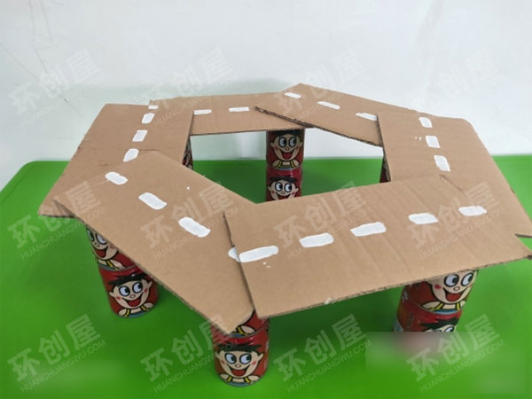 幼儿园建构区废物利用搭建方法图片