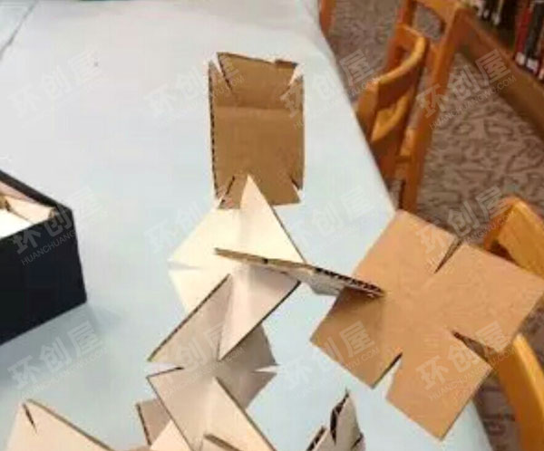 幼儿园废物利用建构区图片
