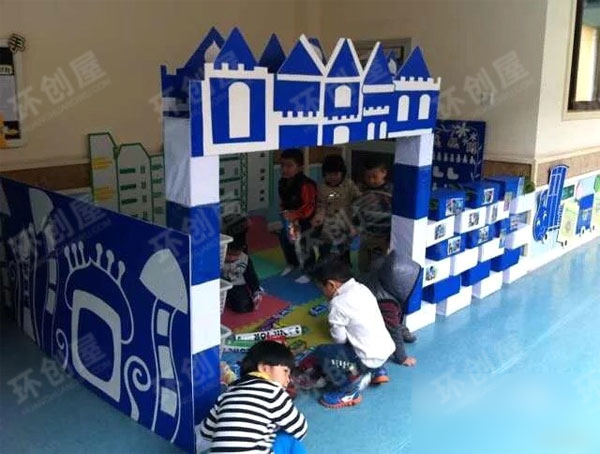 幼儿园建构区房屋搭建图片