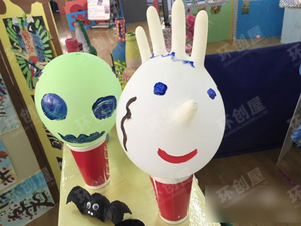 幼儿园废物利用美工区环创图片