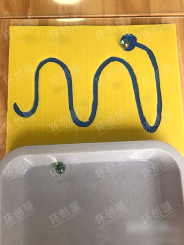 幼儿园科学区平衡滚珠图片